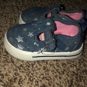 Denim shoes
